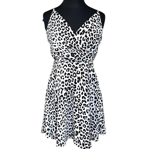 EXPRESS Leopard Animal Print Mob Wife Midi Dress Sz L - Picture 5 of 10